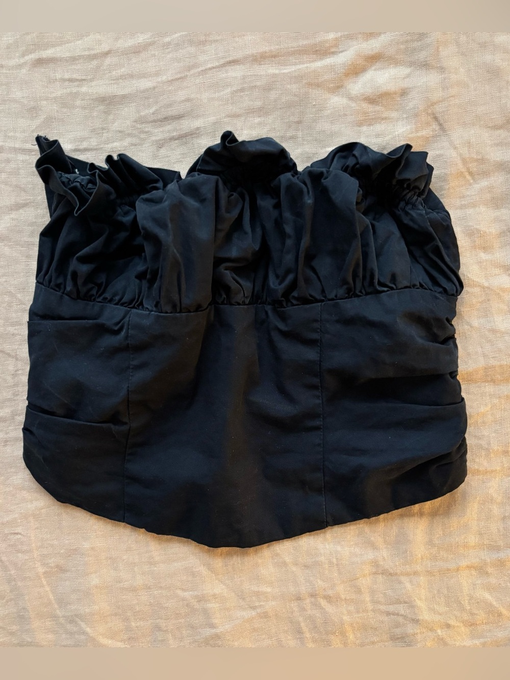 Weekend Hub | Ruffled Tube Top
